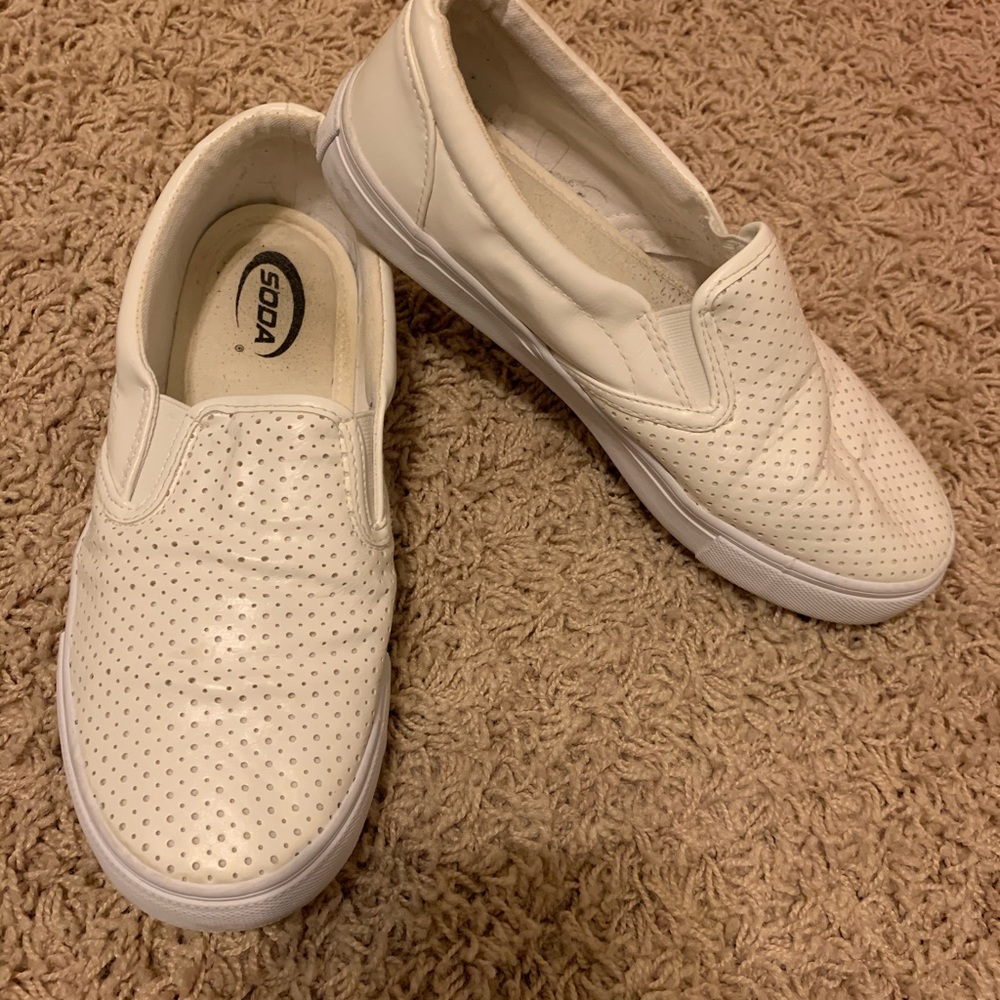 Off brand slip on vans